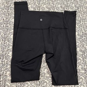 Lululemon Wunder Under 31” Size 6